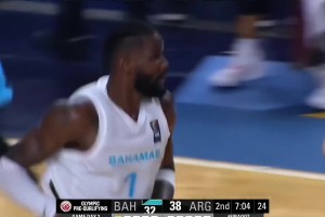在NBA装软？艾顿代表巴哈马打FIBA各种暴扣 硬得就像奥尼尔